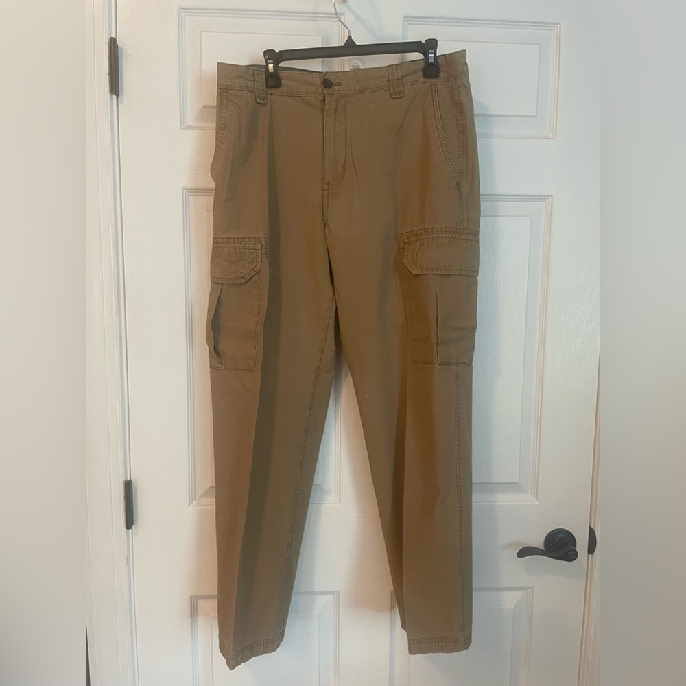Chaps Men's Tan Cargo Pants